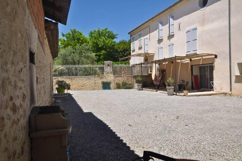 Le Gite Du Jas Vieux Montfort  Exteriér fotografie